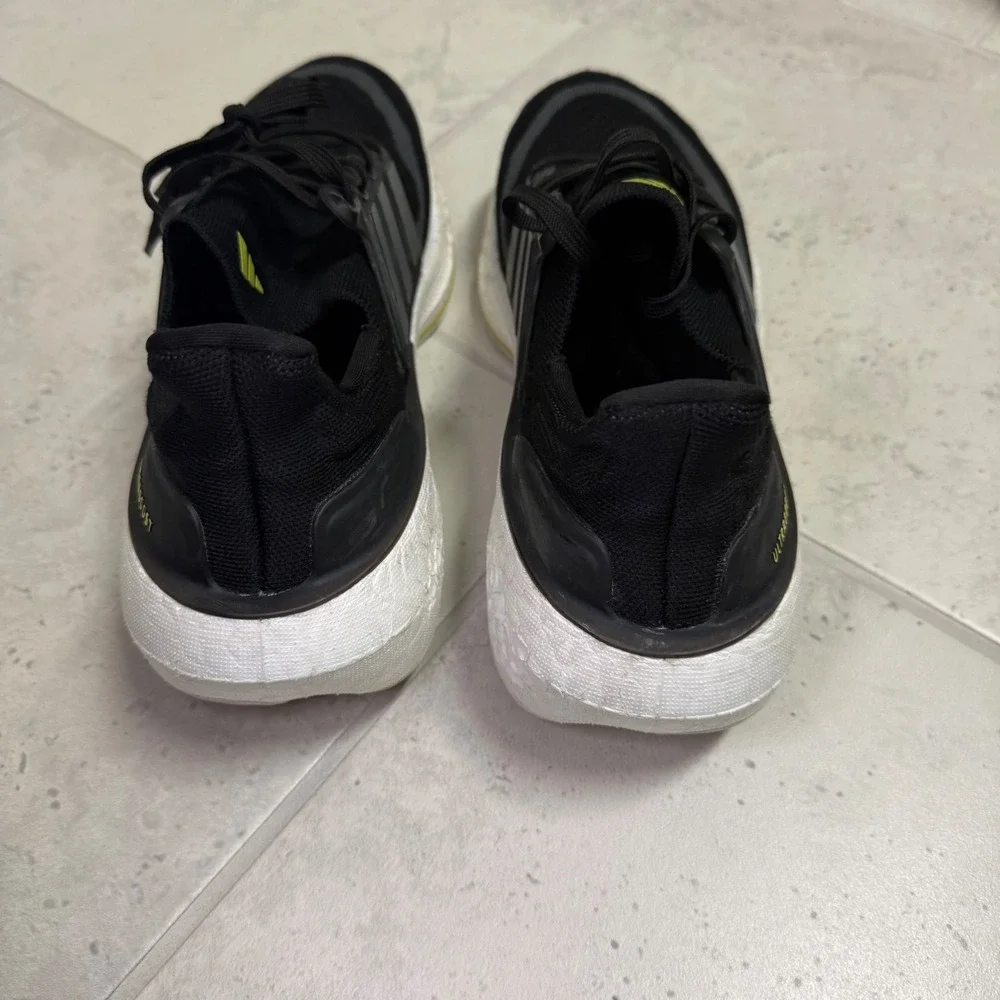 Adidas Ultraboost Light Womens Running Shoes Black Solar Yellow HQ6355 Size 8.5‎